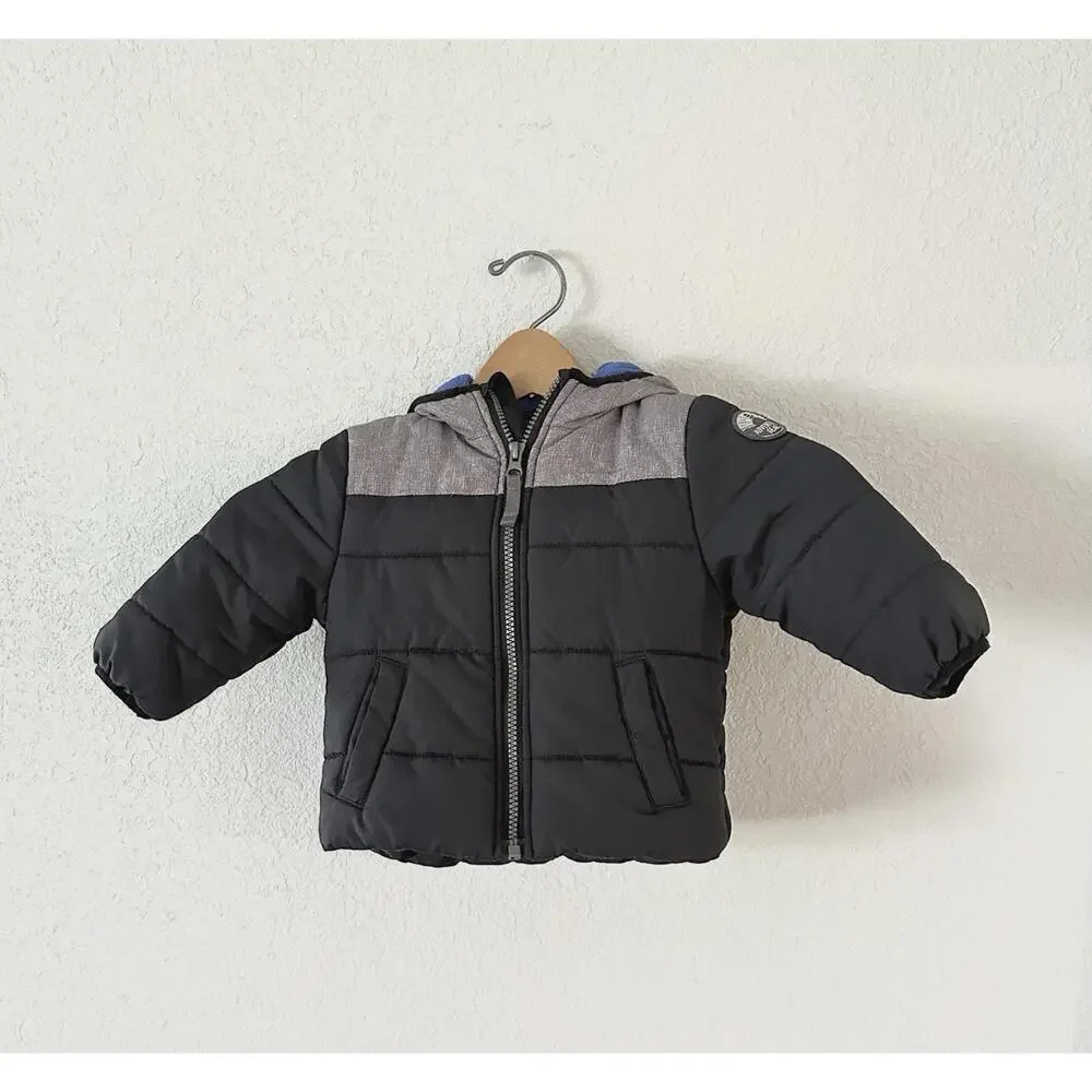 Carter’s Boys Puffer Coat Hood Gray and Black with Blue Lining Pockets 12 Months